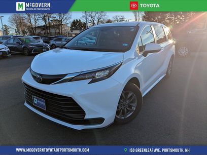 Used 2024 Toyota Sienna LE