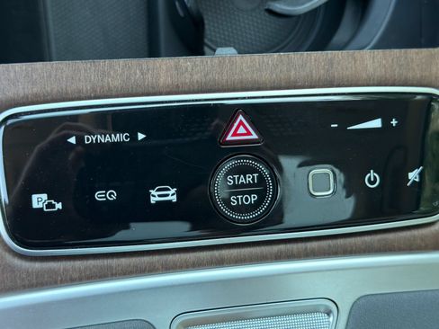 Used 2023 Mercedes-Benz EQS 580 4MATIC SUV image 23