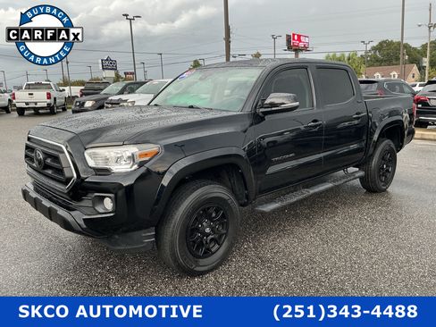 Used 2022 Toyota Tacoma SR5 w/ Technology Package RWD image 1
