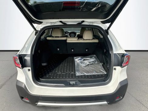 Certified 2025 Subaru Outback Limited AWD/4WD image 23