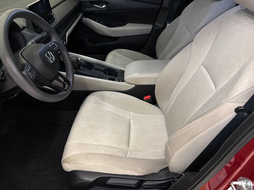 Certified 2023 Honda Accord LX image 17