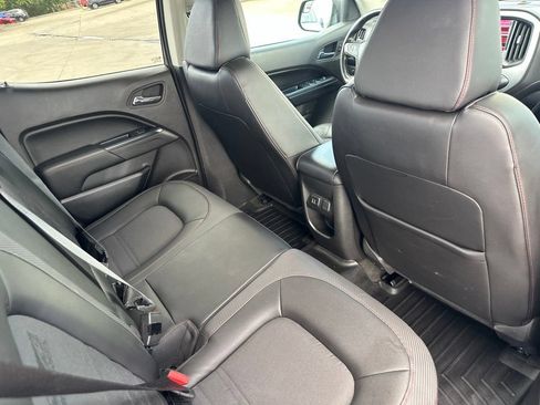 Used 2015 GMC Canyon SLE w/ All-Terrain Package AWD/4WD image 20