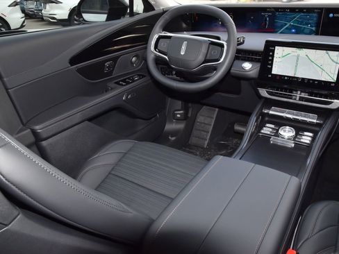New 2026 Lincoln Nautilus Reserve AWD/4WD image 22