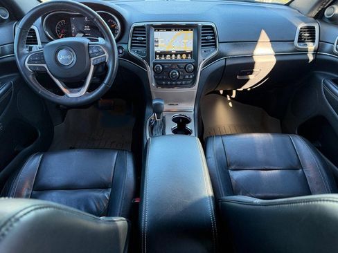 Used 2017 Jeep Grand Cherokee Limited w/ Trailer Tow Group IV image 16