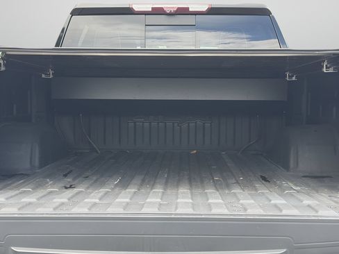 Used 2022 GMC Sierra 1500 AT4X AWD/4WD image 8