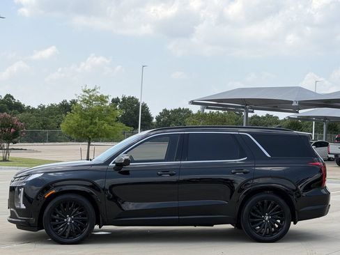 Used 2025 Hyundai Palisade Calligraphy AWD/4WD image 3