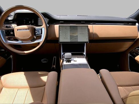 New 2026 Land Rover Range Rover Long Wheelbase SE AWD/4WD image 7