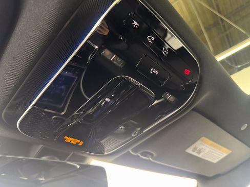 Certified 2025 Mercedes-Benz C 300 4MATIC Sedan image 20