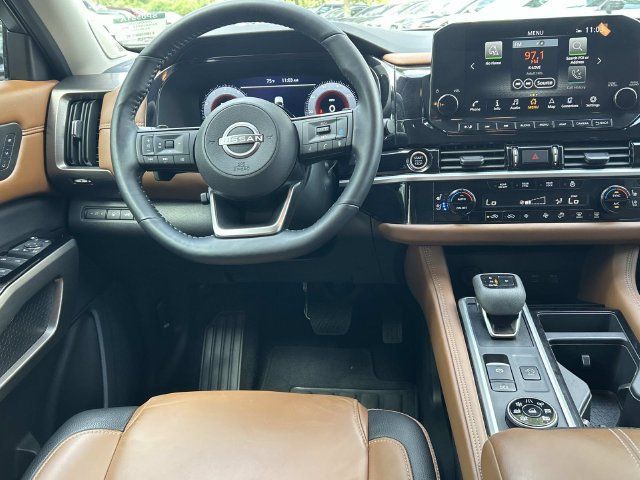 Used 2024 Nissan Pathfinder Platinum w/ Cargo Package AWD/4WD image 21