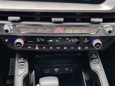 Used 2025 Kia Telluride SX X-Line AWD/4WD image 20