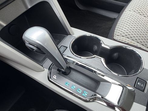 Used 2012 Chevrolet Equinox LS FWD image 18