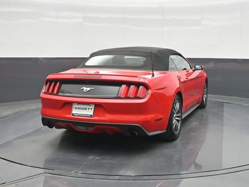 Used 2015 Ford Mustang Premium image 20
