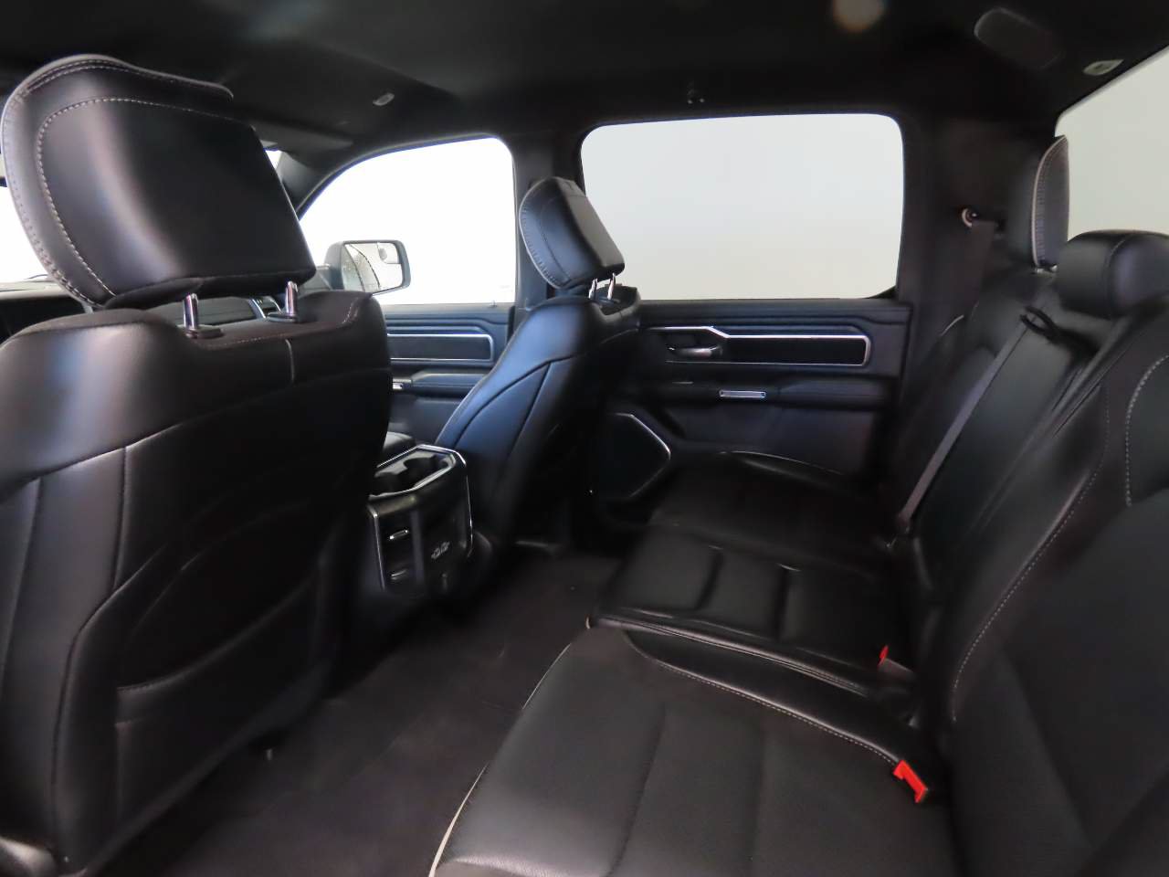 Used 2024 RAM 1500 Laramie RWD image 16