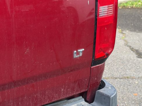 Used 2017 Chevrolet Colorado LT w/ LT Convenience Package image 11