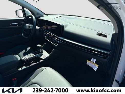 New 2026 Kia Sportage EX image 14