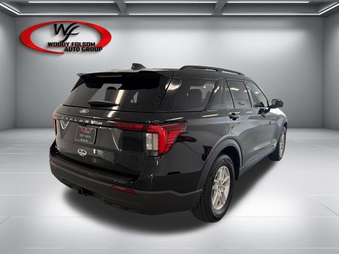 New 2027 Ford Explorer Active RWD image 6