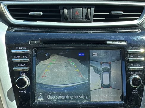 Used 2018 Nissan Murano Platinum image 19