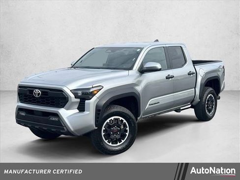 Certified 2025 Toyota Tacoma TRD Off-Road image 1