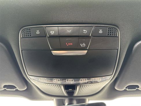 Used 2021 Mercedes-Benz GLC 300 image 22