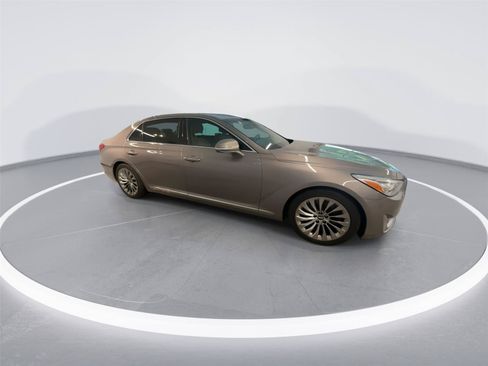 Used 2019 Genesis G90 3.3T Premium RWD image 8
