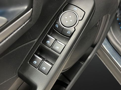 Used 2022 Ford Escape Titanium AWD/4WD image 22