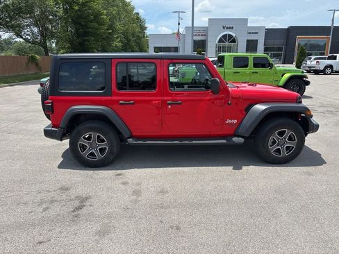Used 2018 Jeep Wrangler Unlimited Sport S AWD/4WD image 6