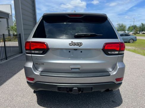 Used 2016 Jeep Grand Cherokee Laredo 75th Anniversary AWD/4WD image 5
