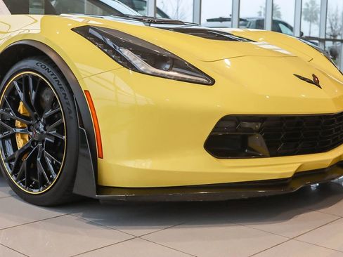 Used 2018 Chevrolet Corvette Z06 w/ Z07 Performance Package image 14