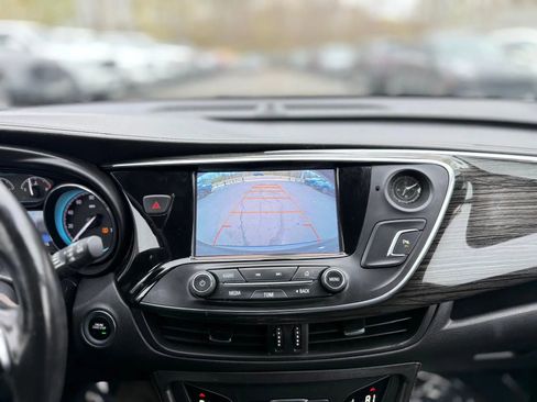 Used 2017 Buick Envision Essence FWD image 16