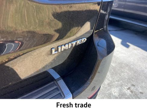 Used 2021 Jeep Grand Cherokee Limited image 4