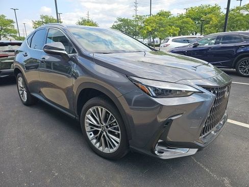 Used 2025 Lexus NX 350h AWD w/ Accessory Package (2T) image 2