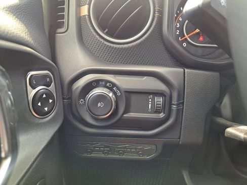 New 2025 Jeep Wrangler Unlimited Rubicon 392 image 16