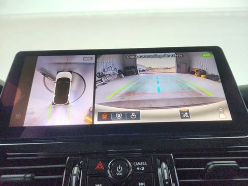 New 2026 Nissan Pathfinder SL FWD image 30