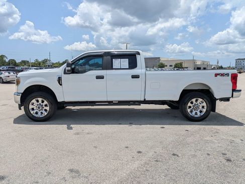 Used 2019 Ford F250 XL w/ Power Equipment Group AWD/4WD image 7