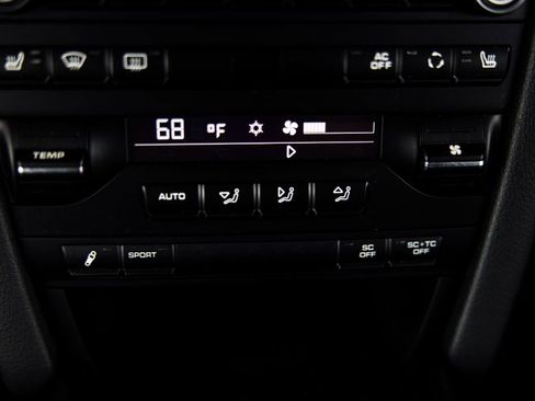 Used 2010 Porsche 911 GT3 image 25