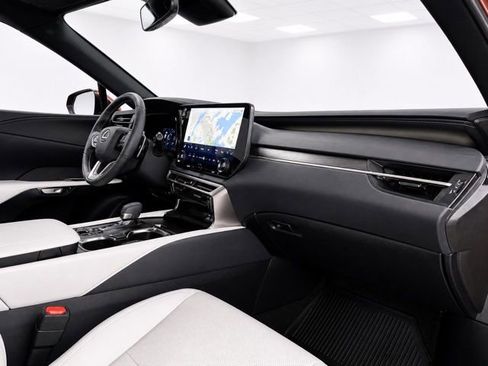 Used 2024 Lexus RX 350 Premium w/ Accessory Package (Z1) AWD/4WD image 18