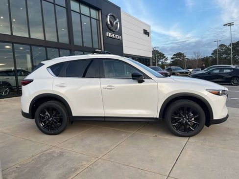 New 2025 MAZDA CX-5 Carbon Edition image 3