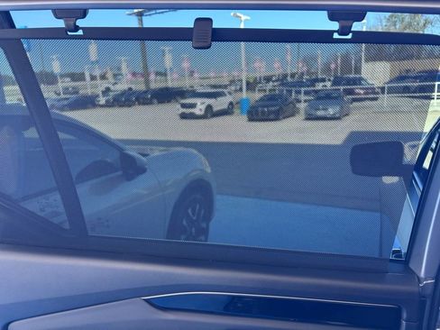 Certified 2025 Honda Pilot TrailSport image 19