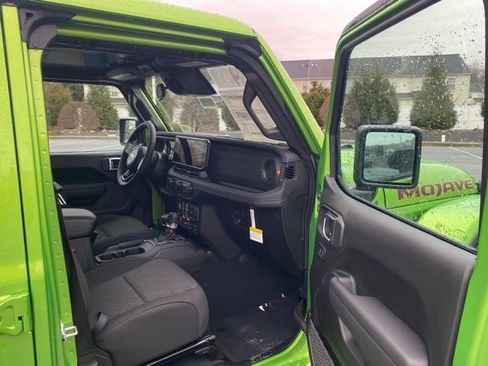 New 2026 Jeep Gladiator Mojave w/ Safety Group image 26