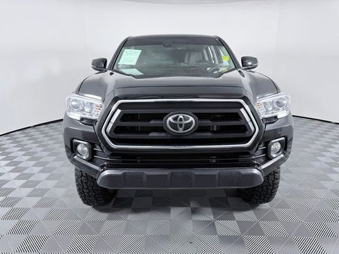 Used 2023 Toyota Tacoma SR5 w/ Technology Package image 3