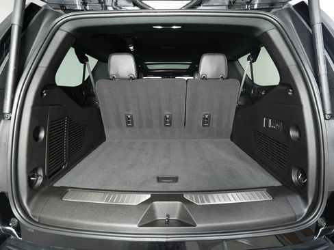 Used 2026 GMC Yukon XL AT4 Ultimate image 13