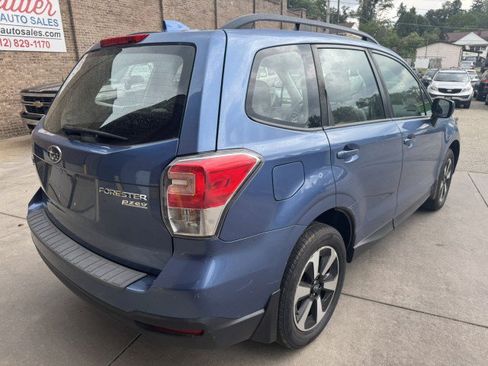 Used 2017 Subaru Forester 2.5i w/ Alloy Wheel Package AWD/4WD image 3