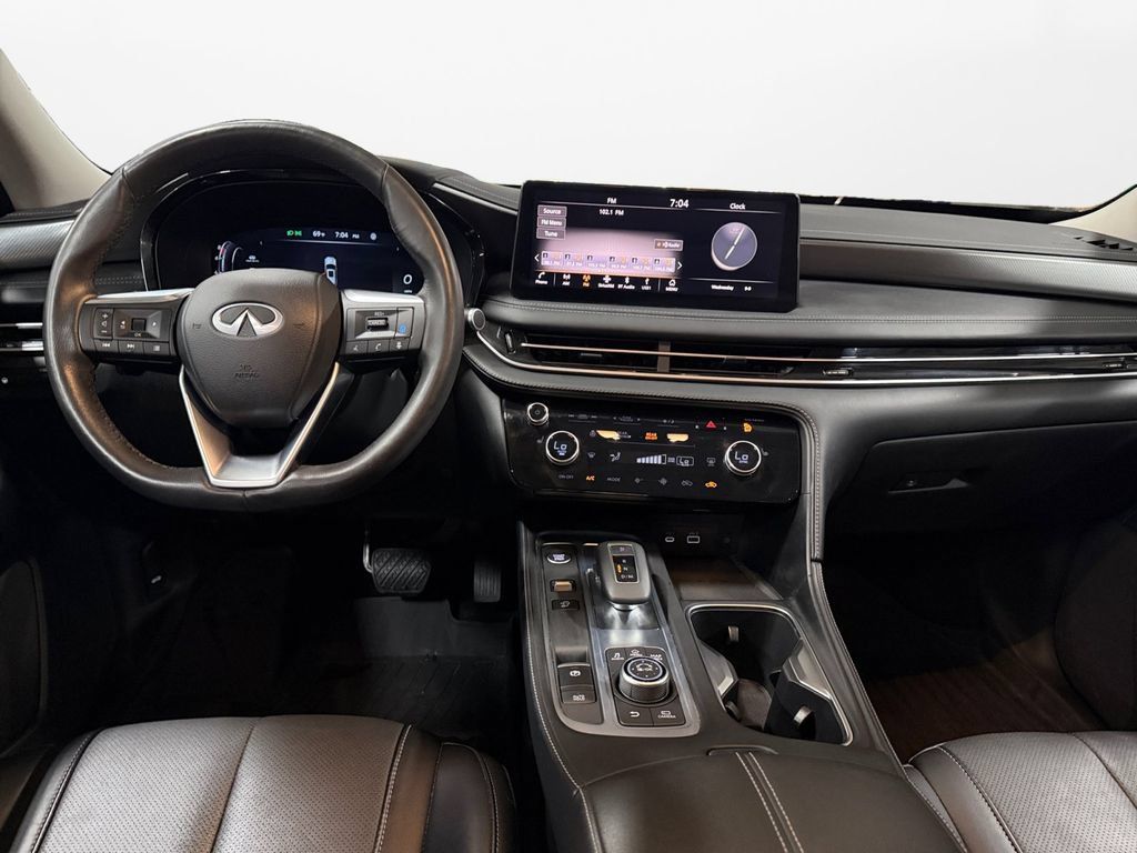 Used 2024 INFINITI QX60 Luxe AWD/4WD image 12