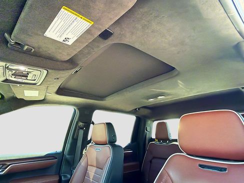 Used 2024 GMC Sierra 1500 Denali Ultimate image 27