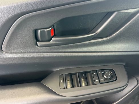 Used 2024 Toyota Prius Prime SE image 8