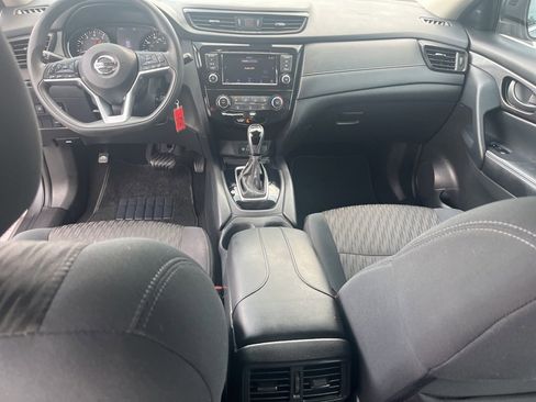 Used 2019 Nissan Rogue S image 13