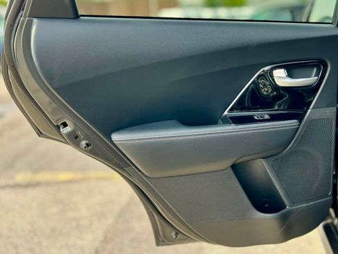 Used 2022 Kia Niro EX w/ Cold Weather Package image 16