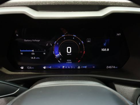 Used 2024 Chevrolet Colorado W/T RWD image 12
