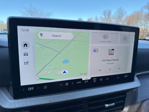 Used 2025 Ford Explorer Platinum w/ LUX Leather Package image 18