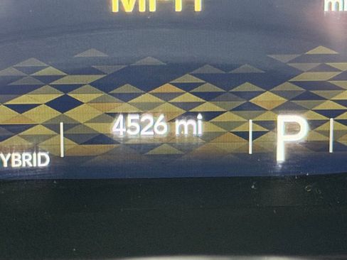 Certified 2025 Jeep Wrangler Sahara 4xe w/ Safety Group image 32